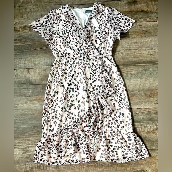 NWT JACQUI E Dress Leopard Cheetah 10 Animal Print Black Pink White Office - Picture 1 of 4